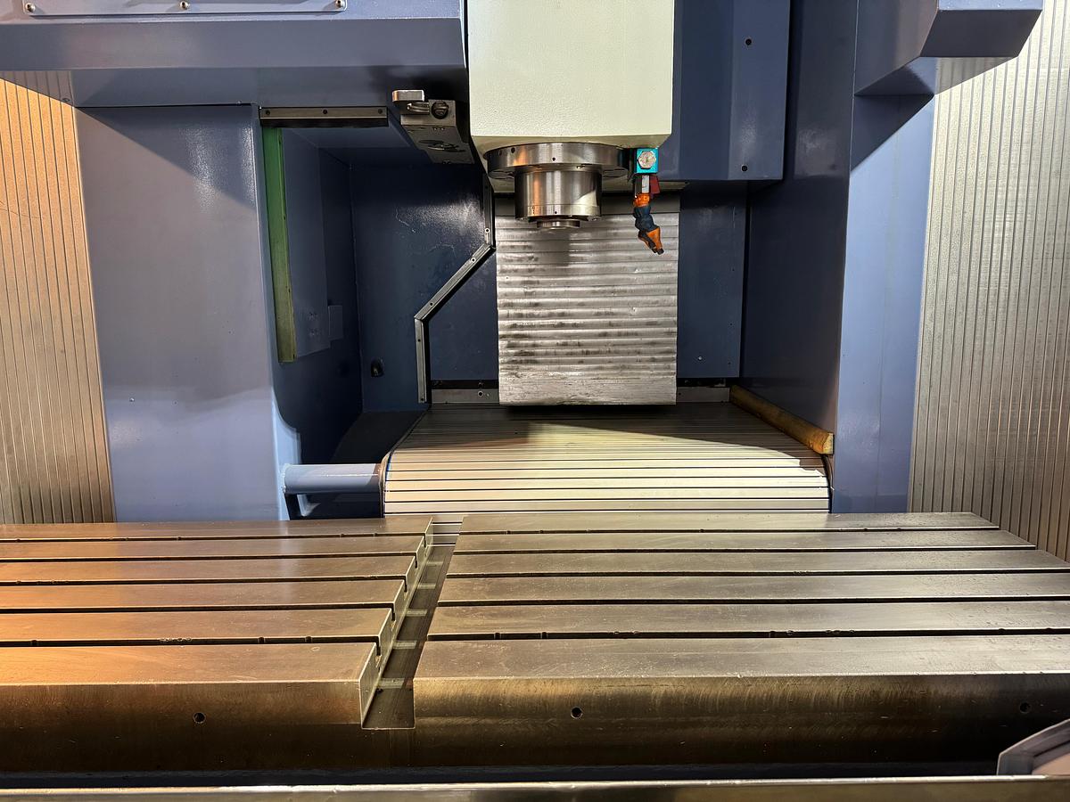 Usato 2001 CENTRO A MONTANTE MOBILE FAMUP mod.MMV 160