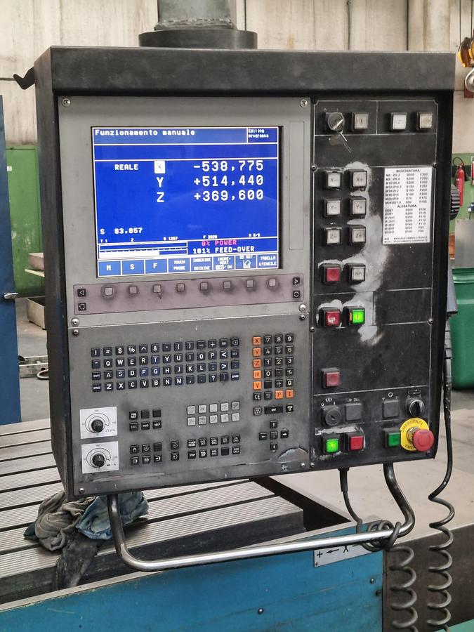 Usado 1998 FRESADORA DE BANCO FIJO SACHMAN mod.T22
