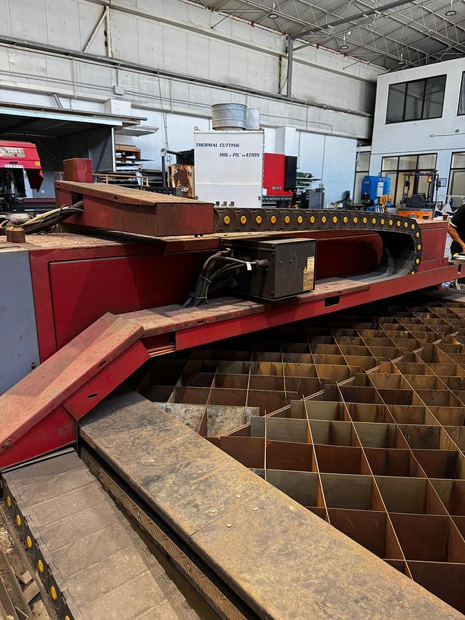 Used 2006 Schiavi Quasar 4000x2000 CNC Plasma Cutting Machine