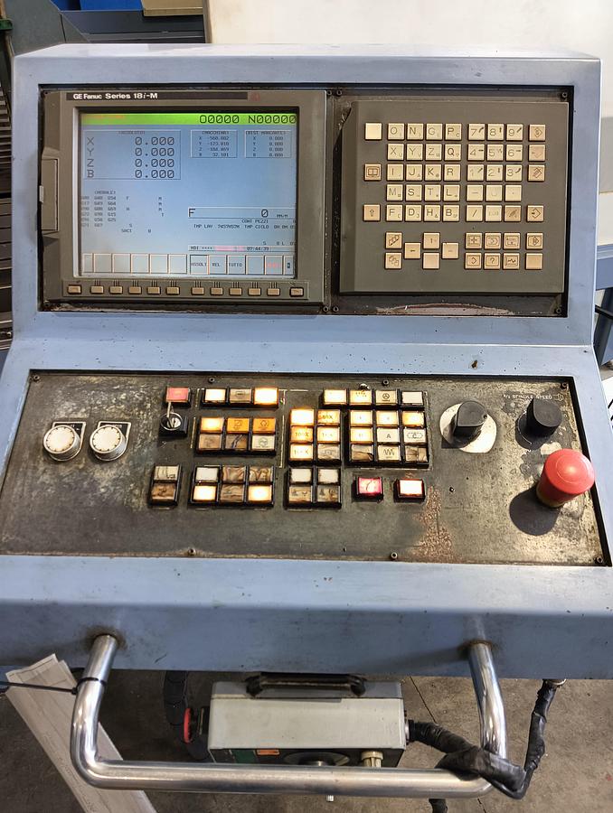 Usato 1998 CENTRO DI LAVORO A MONTANTE MOBILE FAMUP MMV 200 EVOLUTION