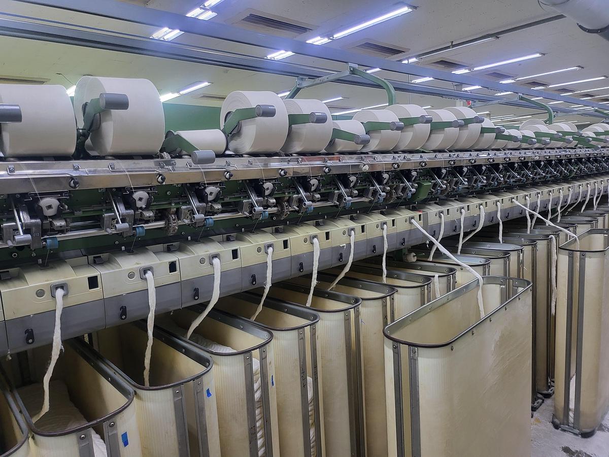 Used 2015 COTTON TRUTZSCHLER, RIETER, SCHLAFHORST OE SPINNING LINE