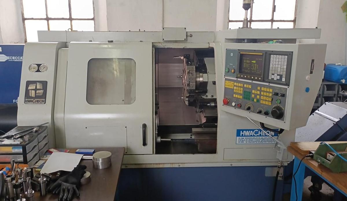 TOUR HWACHEON 2001 mod.HI-TECH 200 A