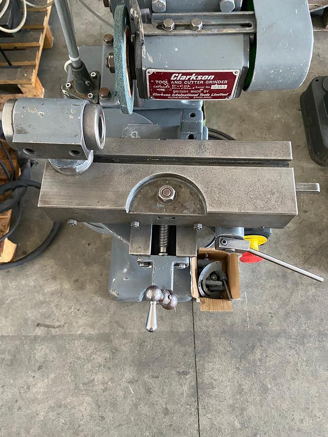 Used CLARKSON TOOL SHARPENING MACHINE