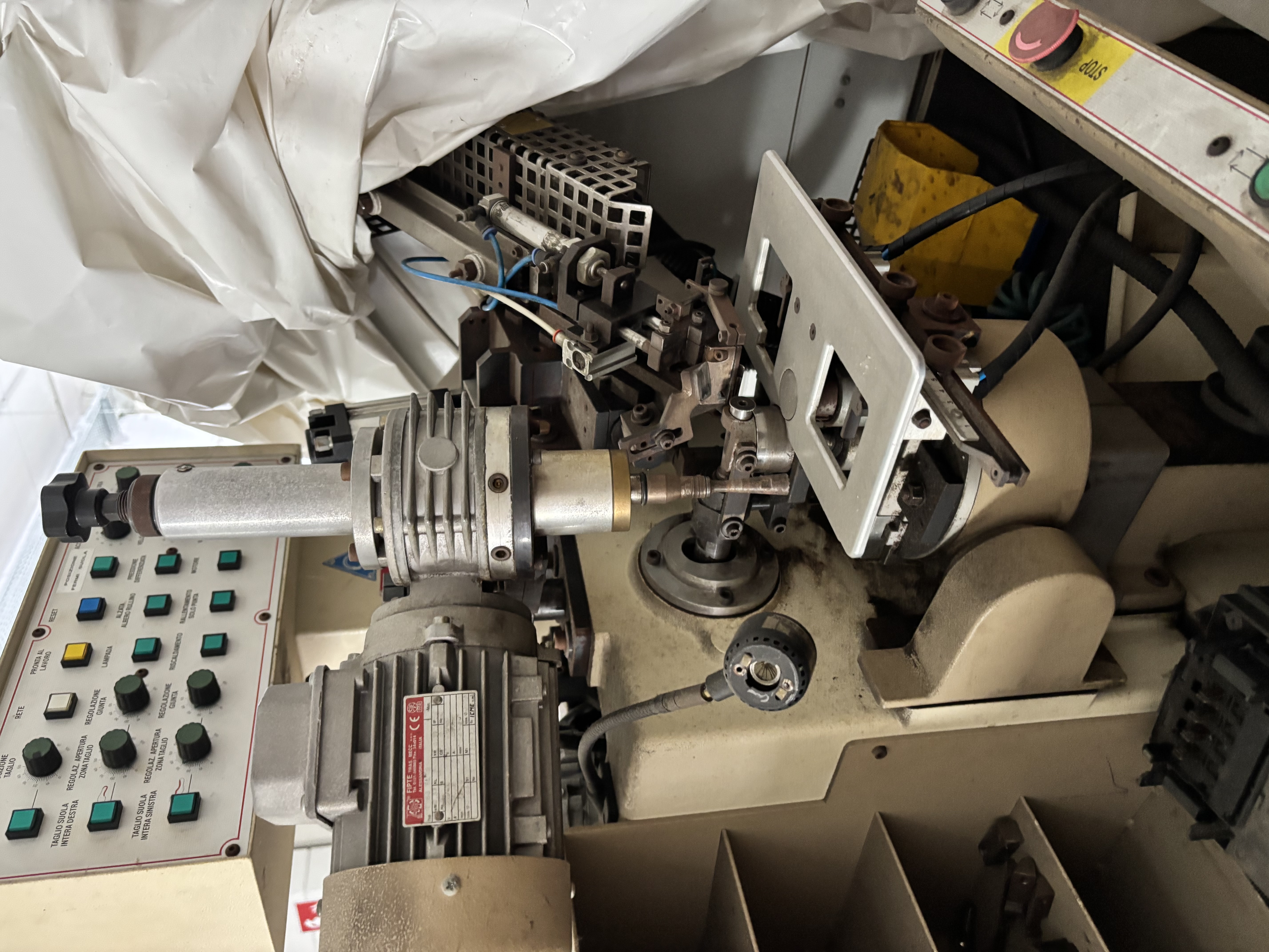 Used 1995 Benazzato AG 3T VARIO-AUT - Automatic Milling/Routing Machine