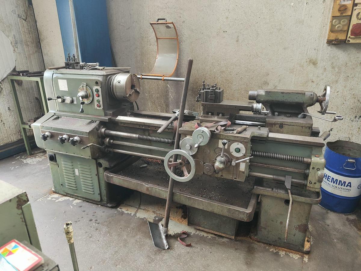 Used TP PARALLEL LATHE