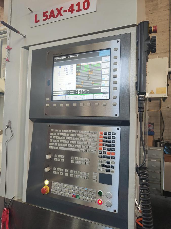 D'occasion CENTRE D'USINAGE LAGUN 2018 mod.L5AX-410