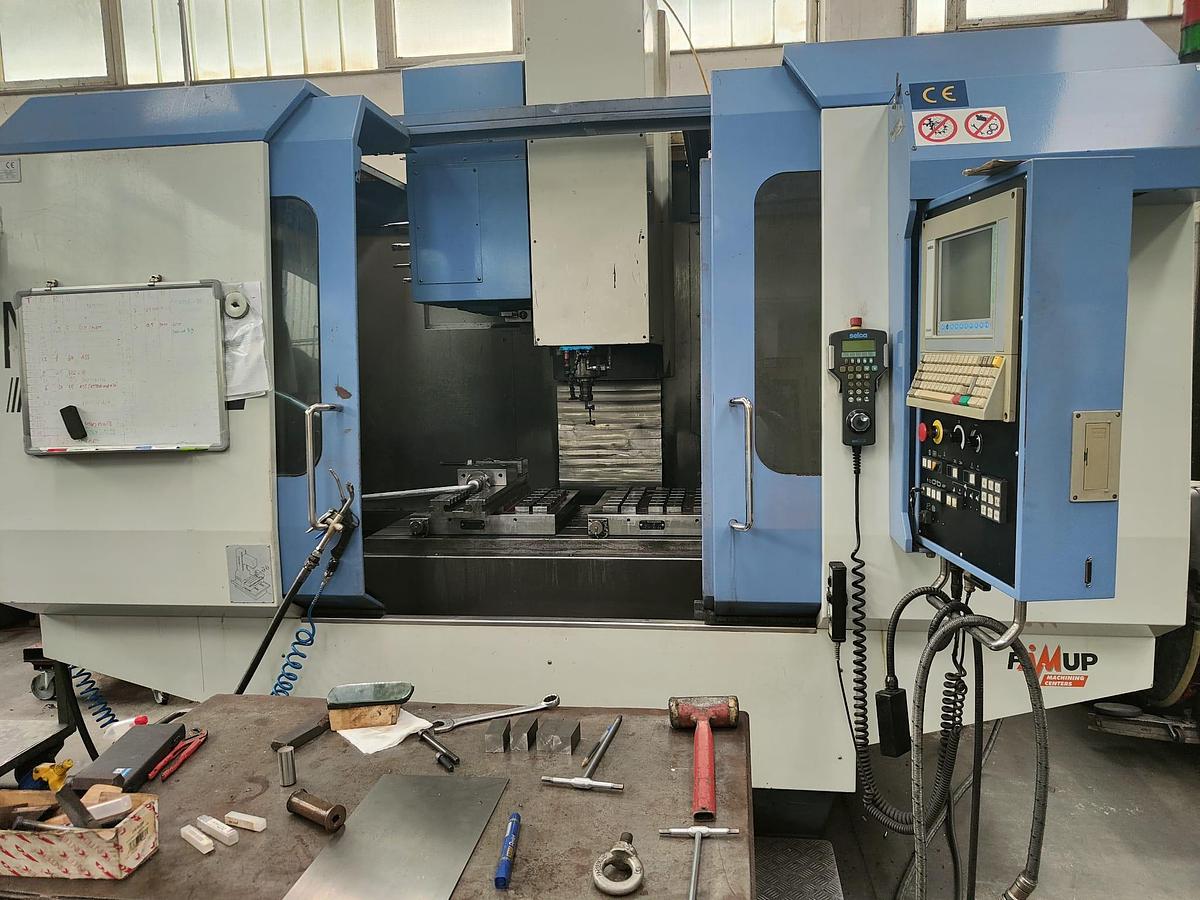 D'occasion Centre d'usinage FAMUP MCL 120 E de 2002