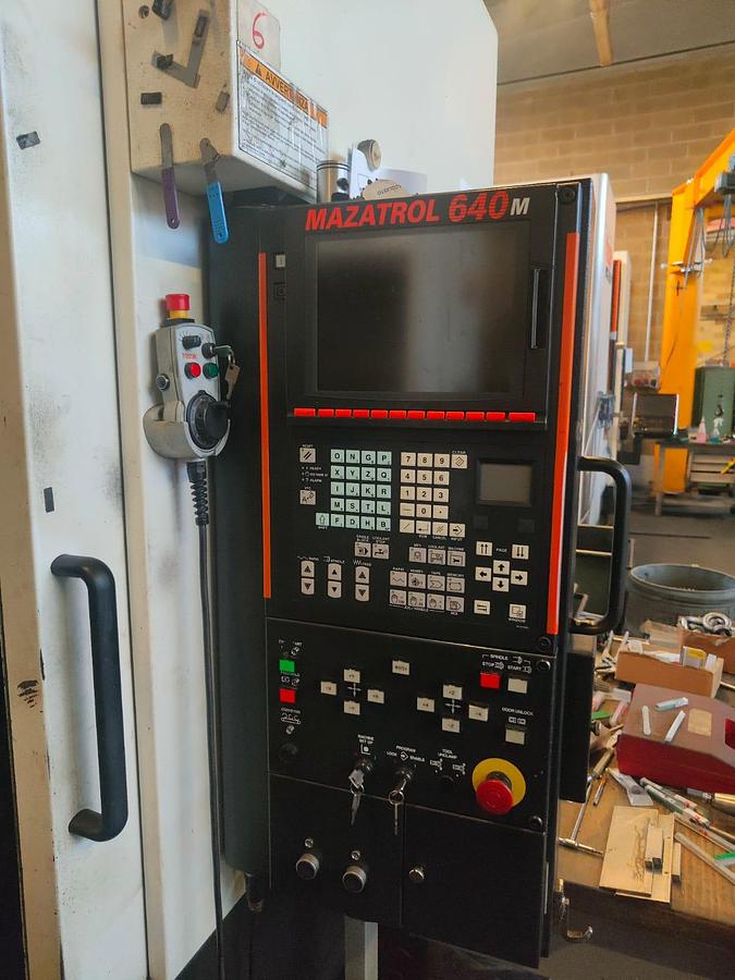 Used MAZAK VTC 300C II