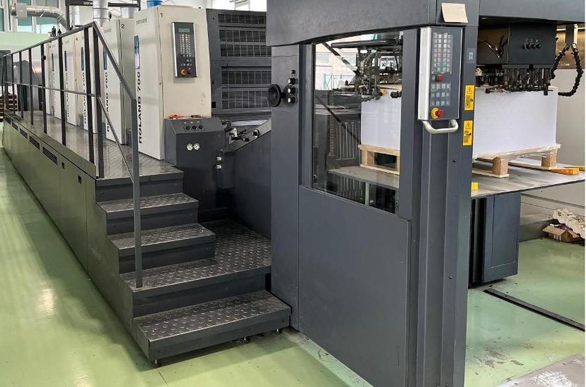 Used 2009 ROLAND  705-5 Color + Lack