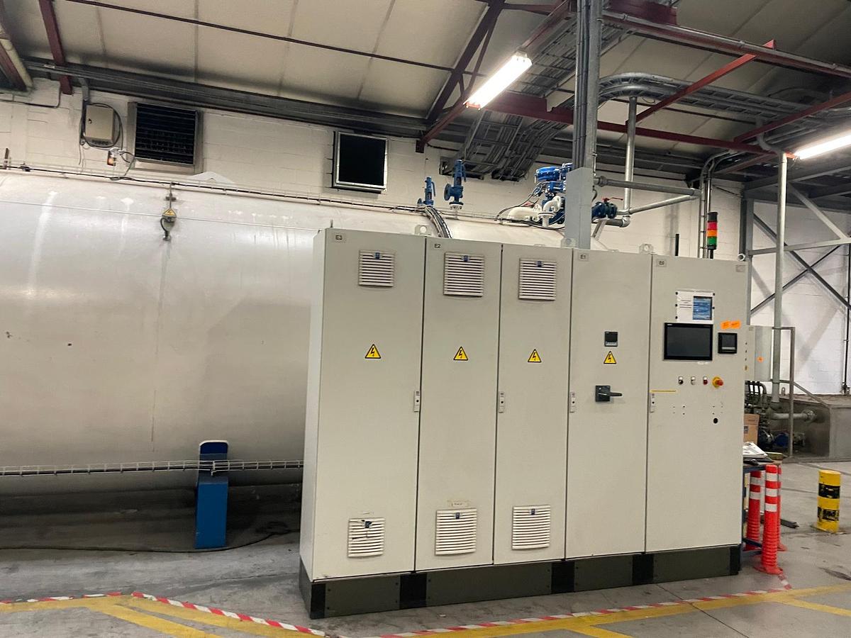 Used 2018 OLMAR AT-2600/10000 Glass Autoclave 