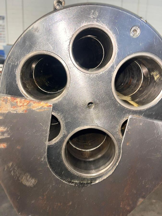 Usato CARICATORE DI BARRE ASMUT AB