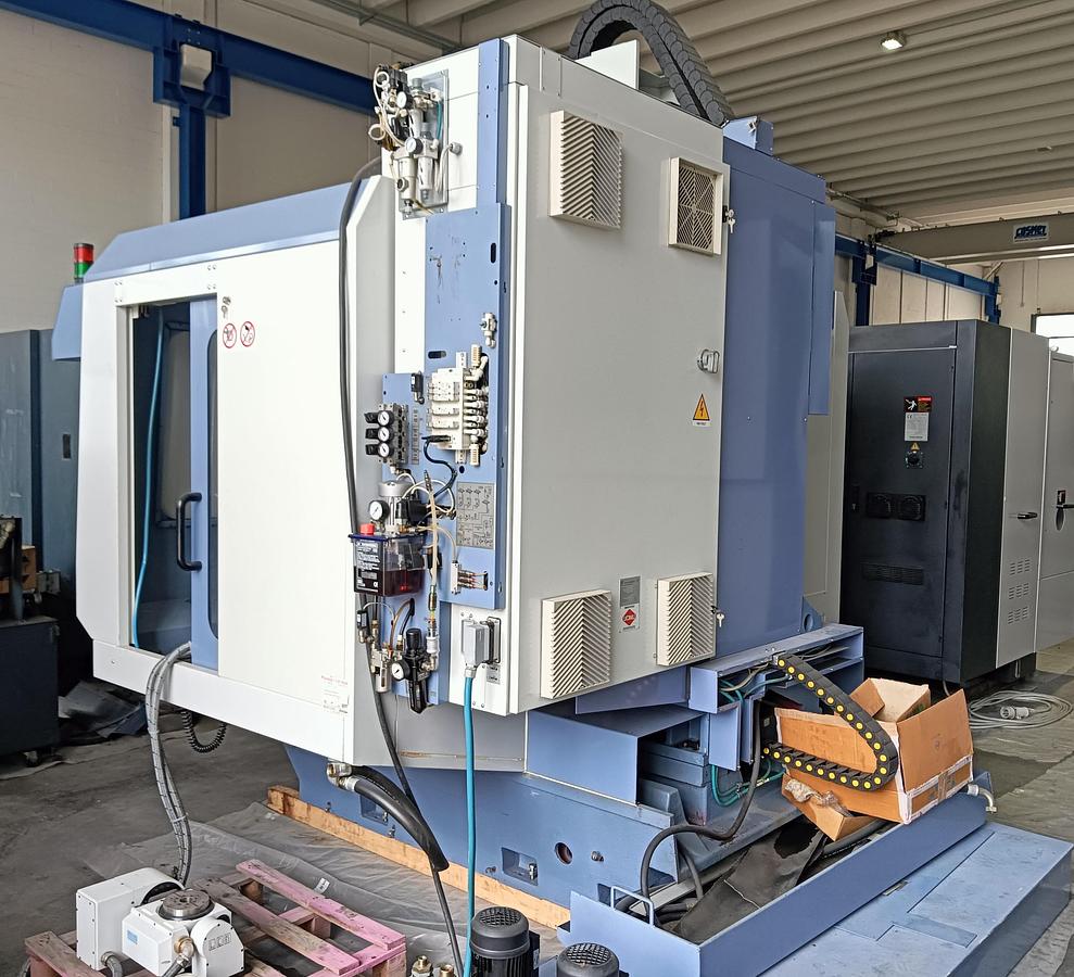 D'occasion Centre vertical FAMUP 2002, modèle MCL 120E