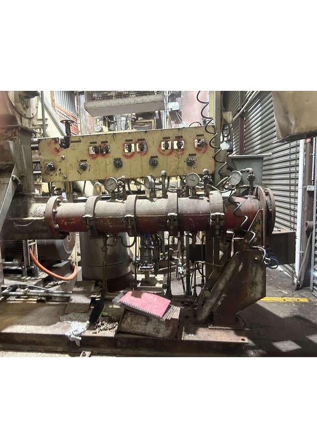 Used Complete dry petfood manufacturing plant