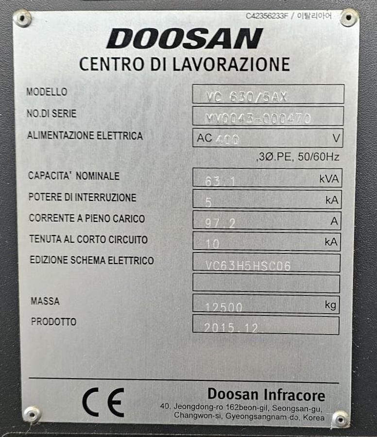 Used 2015 VERTICAL CENTER DOOSAN 5-AXIS Model VC 630/5AX