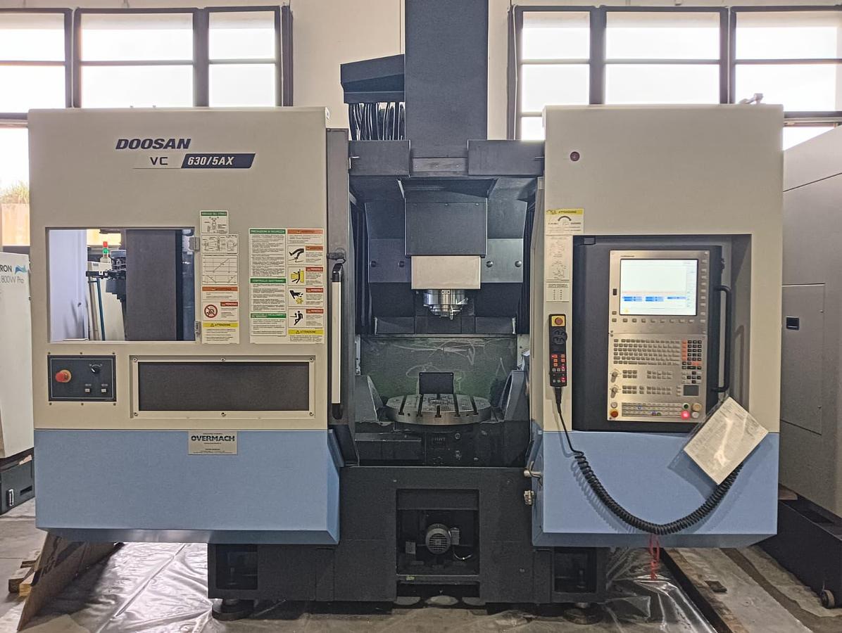 Used 2015 VERTICAL CENTER DOOSAN 5-AXIS Model VC 630/5AX
