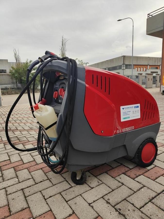 Refurbished WATER-COOLED WASHER REVISIONED