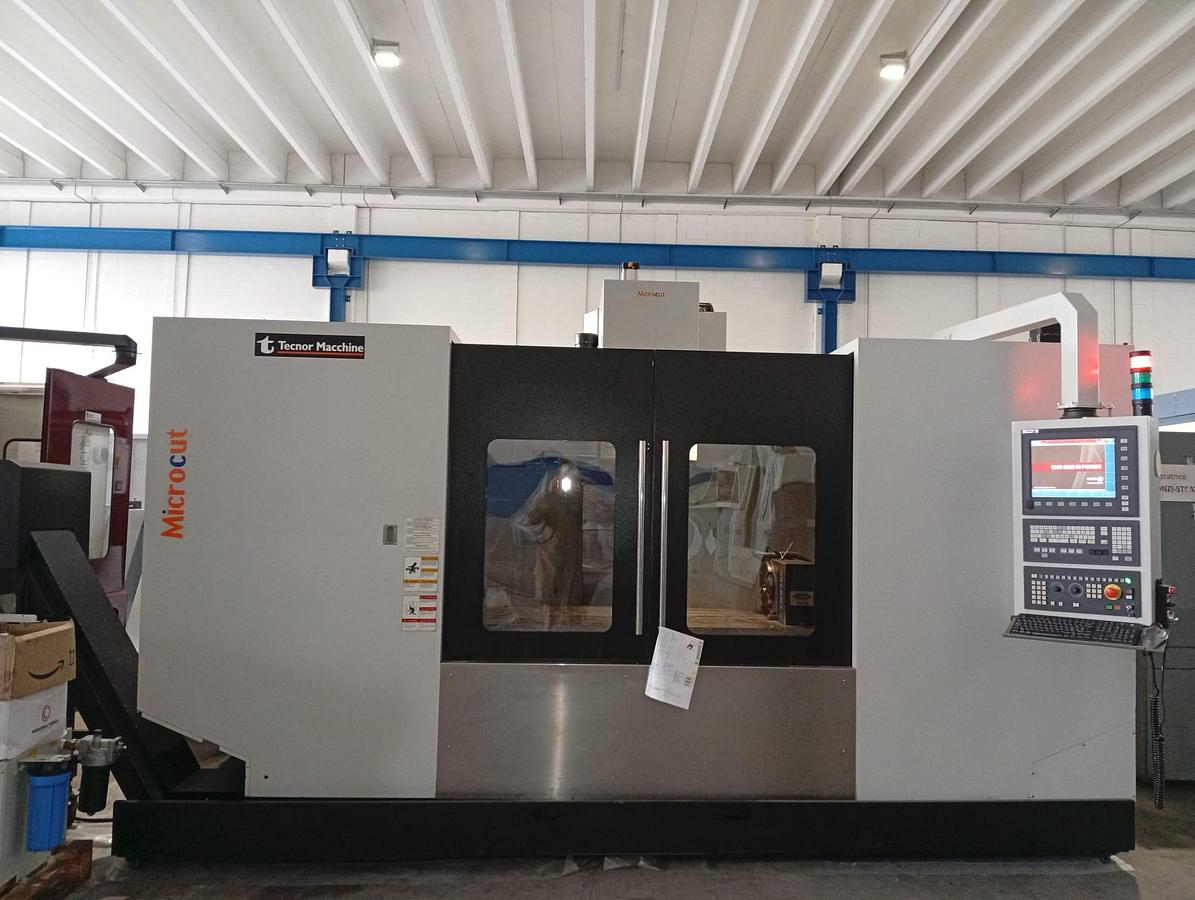 Used 2017 MICROCUT VERTICAL MACHINING CENTER mod.VMC-1600 F