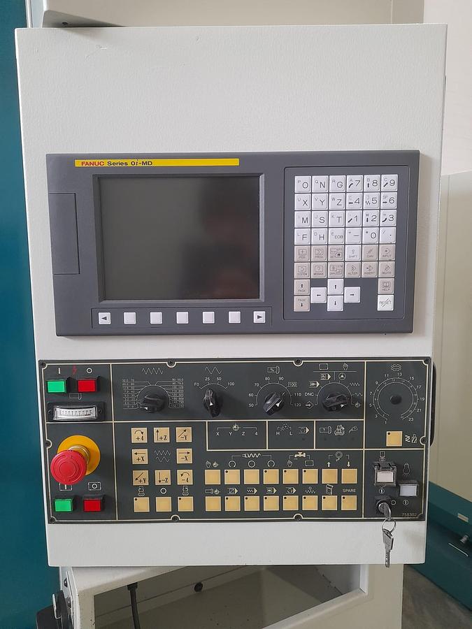 D'occasion 2008 CENTRE D'USINAGE VERTICAL KENT MOD. KMV 11 EL