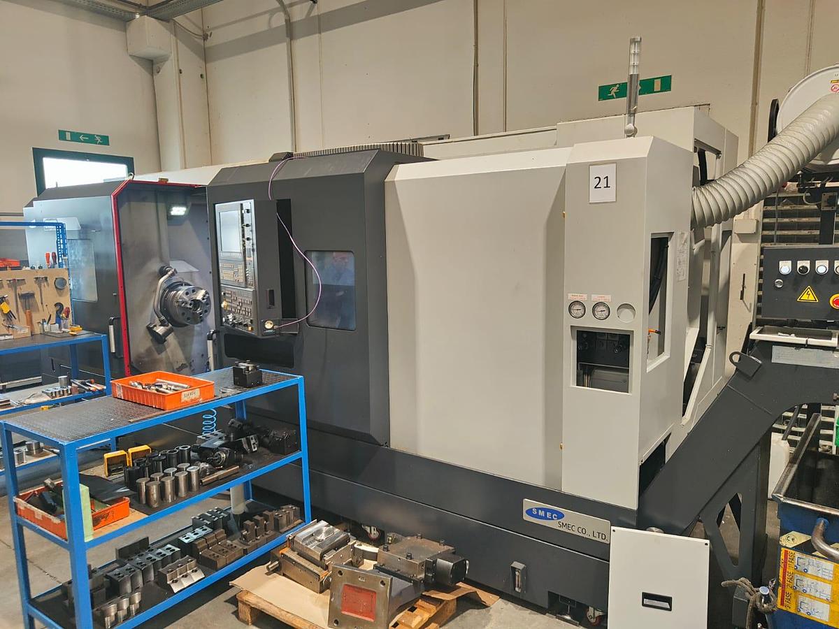 Used 2017 Samsung SMEC lathe model SL3500XLY