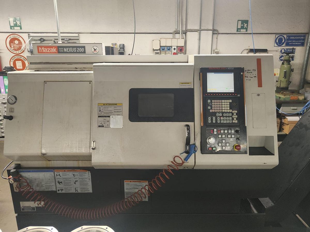 D'occasion Tour Mazak 2004, modèle QTN-200