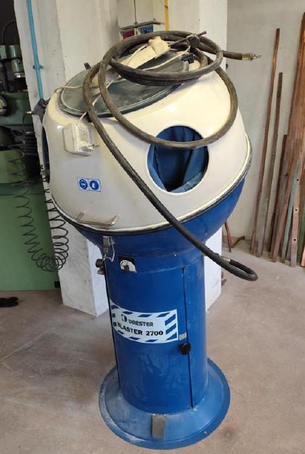 Gebraucht 1996 STRAHLGEBLÄSER BLASTER TYP 2700