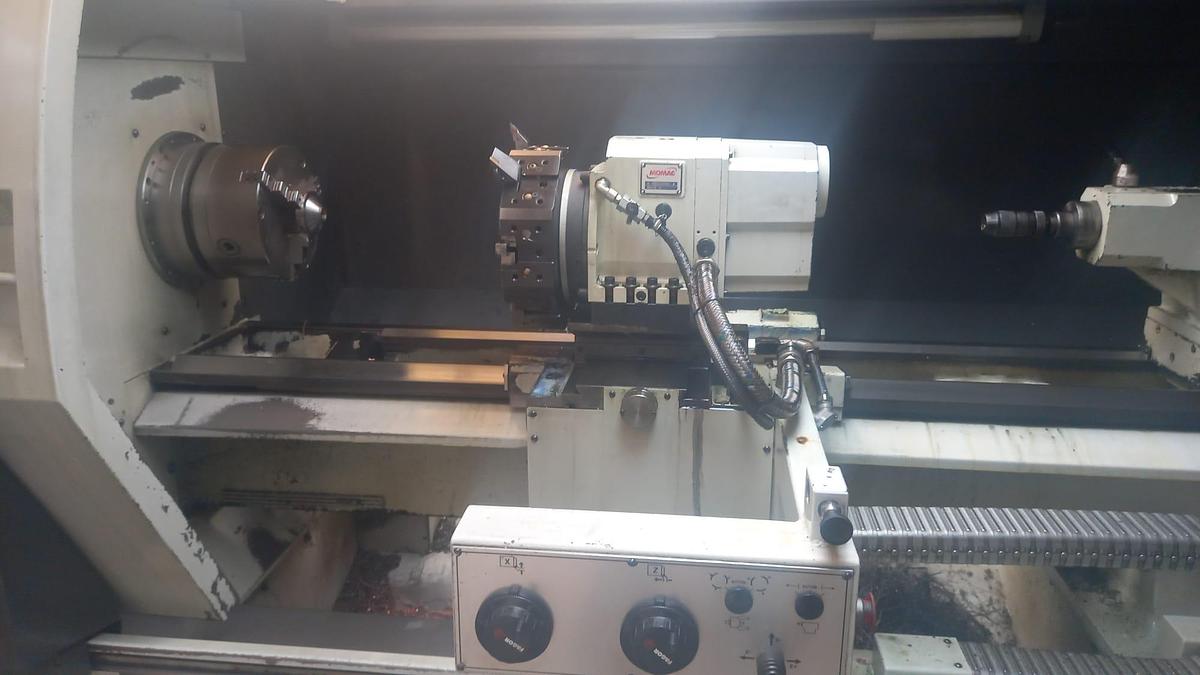 Used 2012 MOMAC lathe mod. TA 26