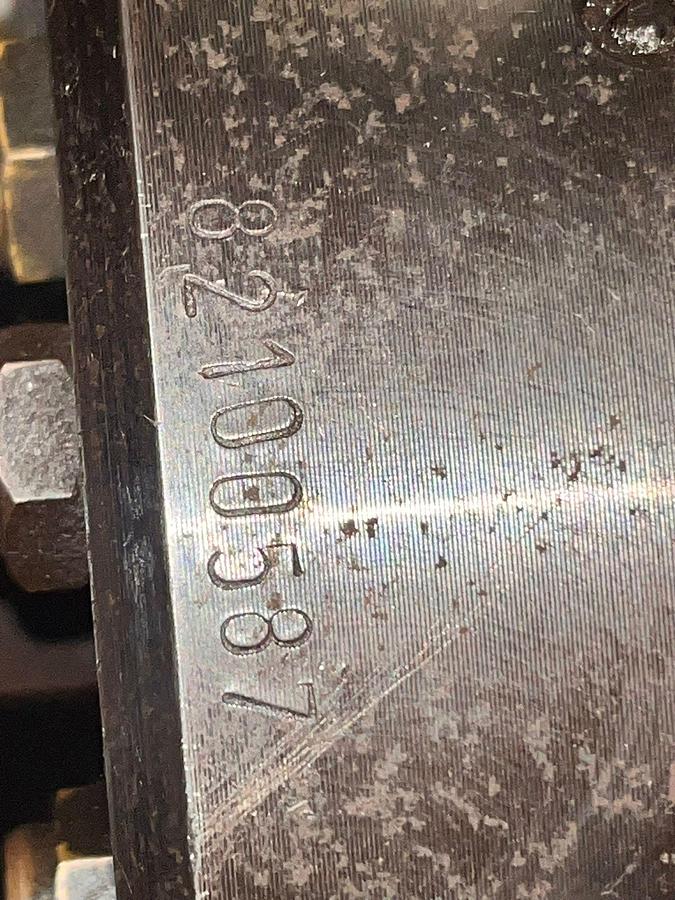 Usato CARICATORE DI BARRE ASMUT AB