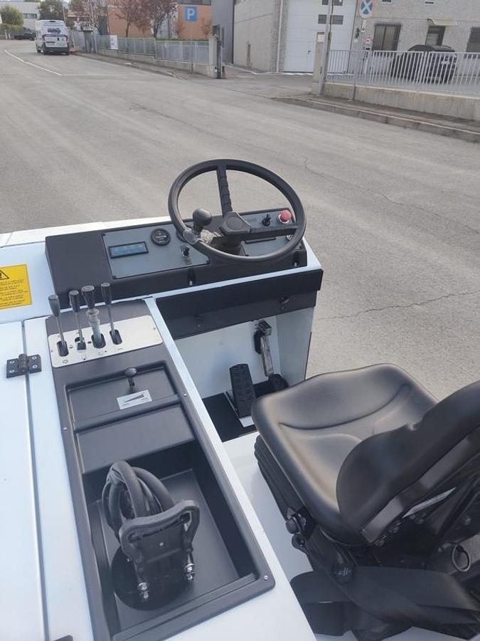 Used INDUSTRIAL FLOOR SCRUBBER DULEVO 120 EH ELECTRIC