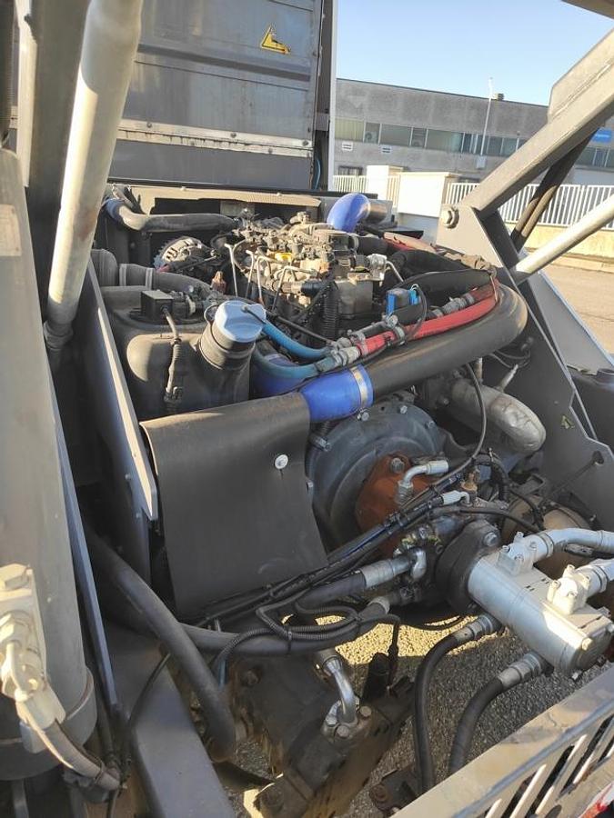 Refurbished REVISED ROAD SWEEPER DULEVO 3000 EU6