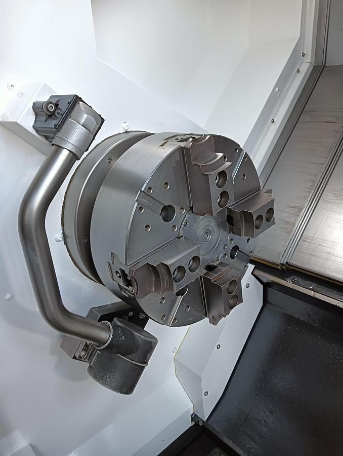 Used 2014 HYUNDAI CNC LATHE mod.L400LC