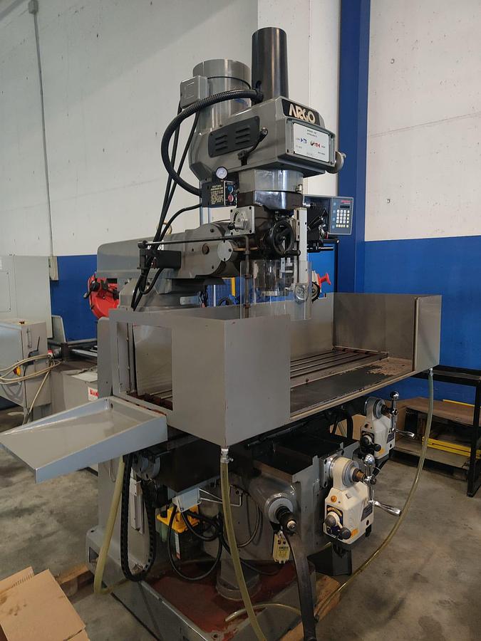 Used 2003 ARGO MILLING MACHINE mod.5VHL