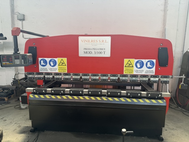 Used Overhauled Hydraulic Press Brake – Schiavi RG-103, 100 Ton, 3,100 mm