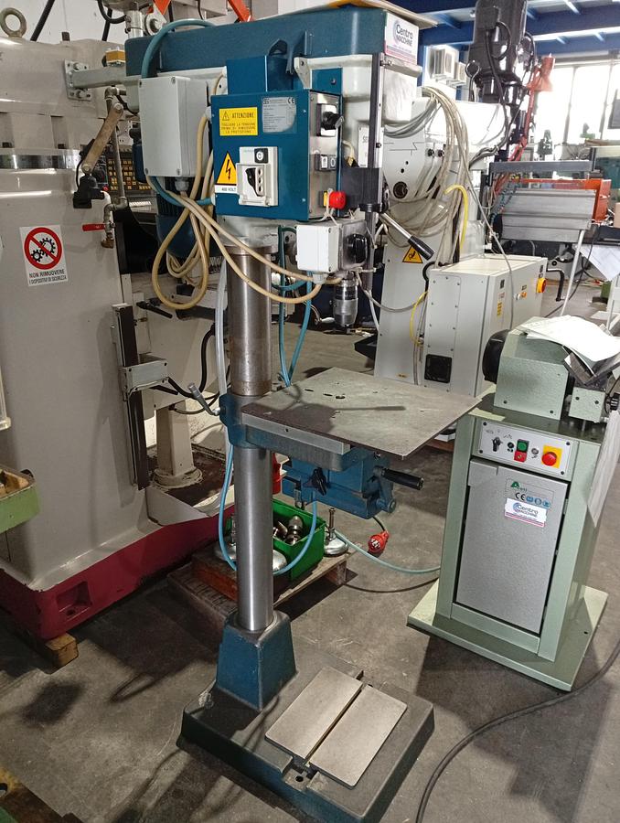 Used 1997 SERRMAC DRILL mod. RAG 25L