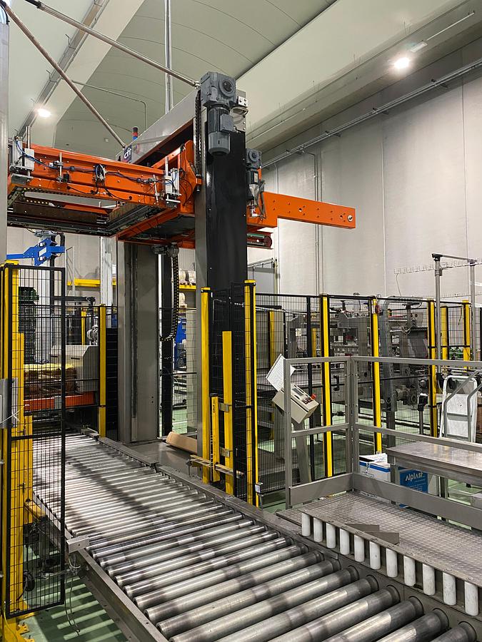 Used 2008 CFT SIMA AUTOMATIC LOW-LEVEL Depalletizer