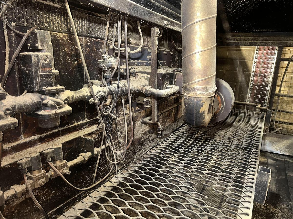 Used Complete dry petfood manufacturing plant