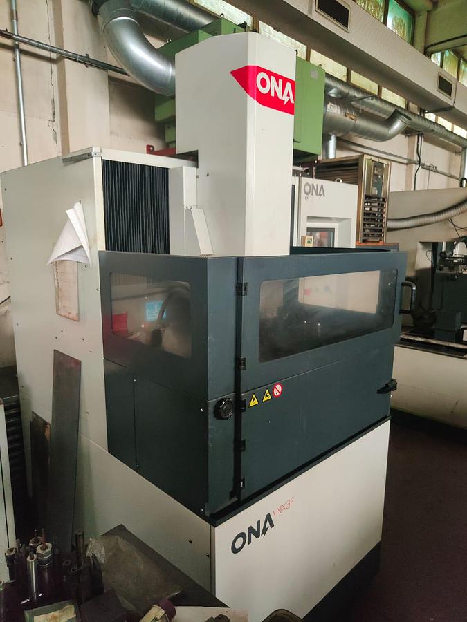 D'occasion MACHINE D'ÉLECTRO-ÉROSION PAR ENFONÇAGE ONA 2017 mod.NX3F