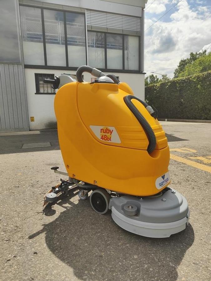 Refurbished 2019 INDUSTRIAL FLOOR SCRUBBER REVISITED RUBY 48 BL