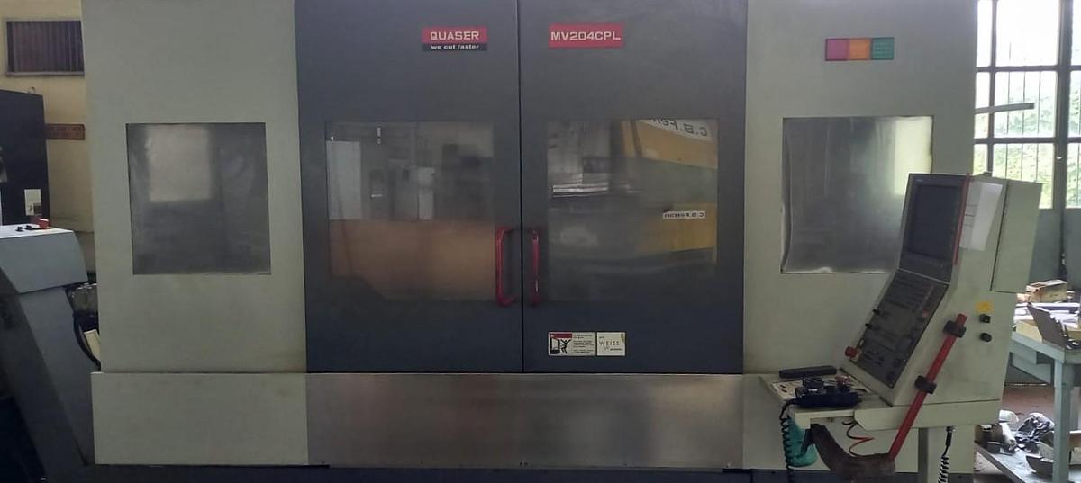 D'occasion CENTRE D'USINAGE QUASER 2008 mod.MV 204 CPL/12