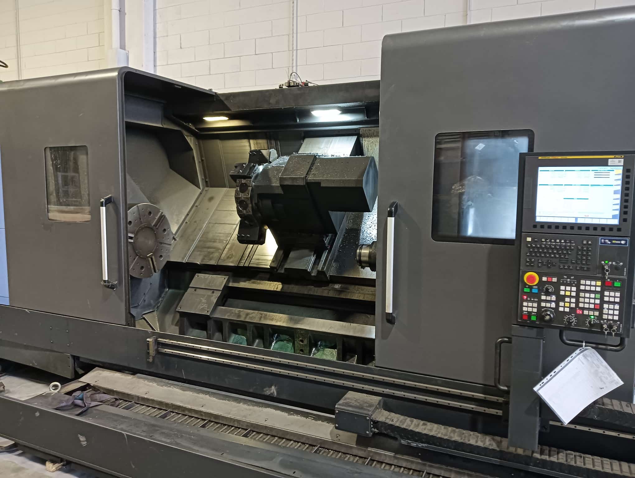Used 2022 DOOSAN LATHE model PUMA 600 LM II