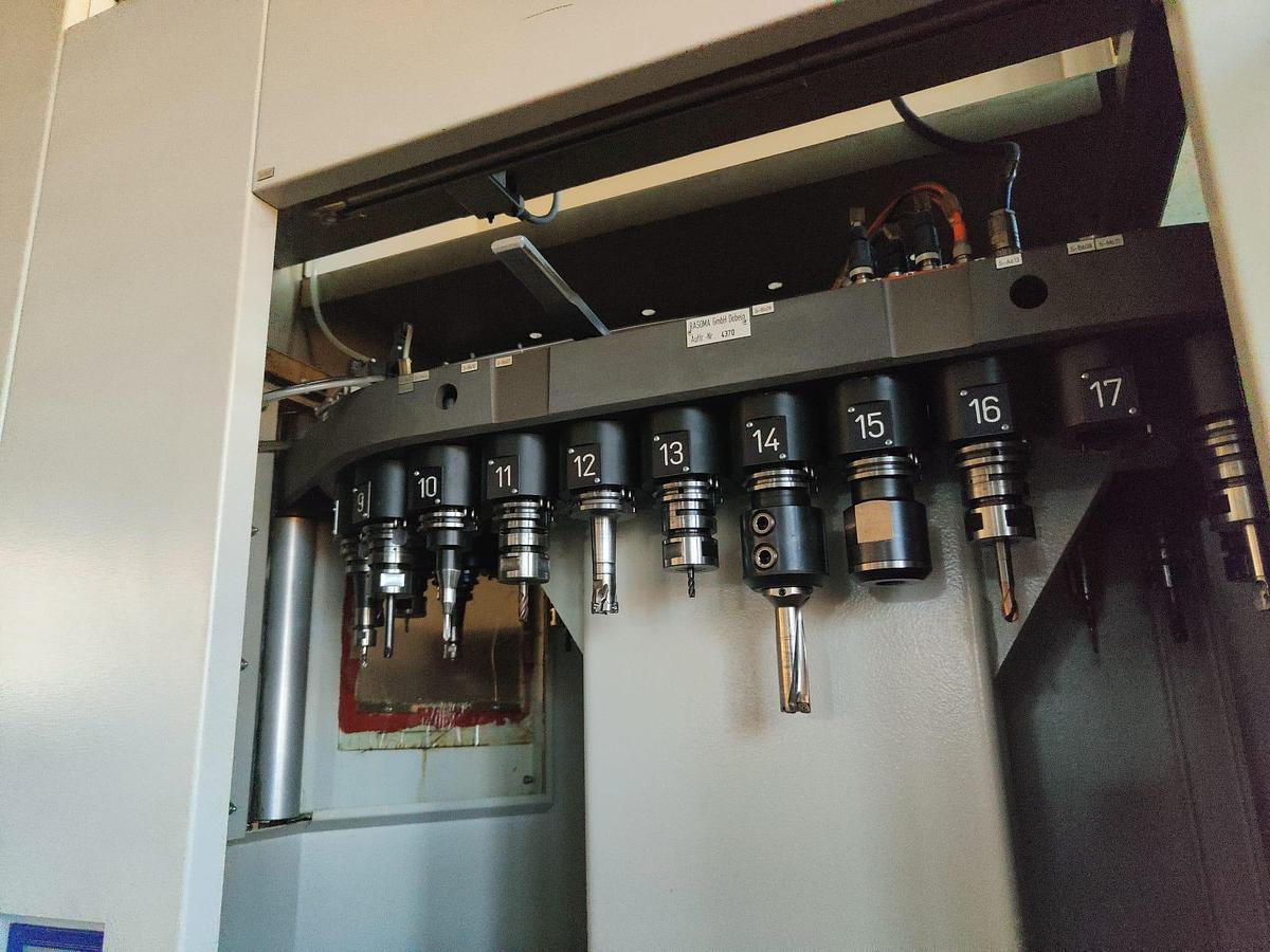 Gebraucht 2001 Fräsmaschine MIKRON VCP 1000 S