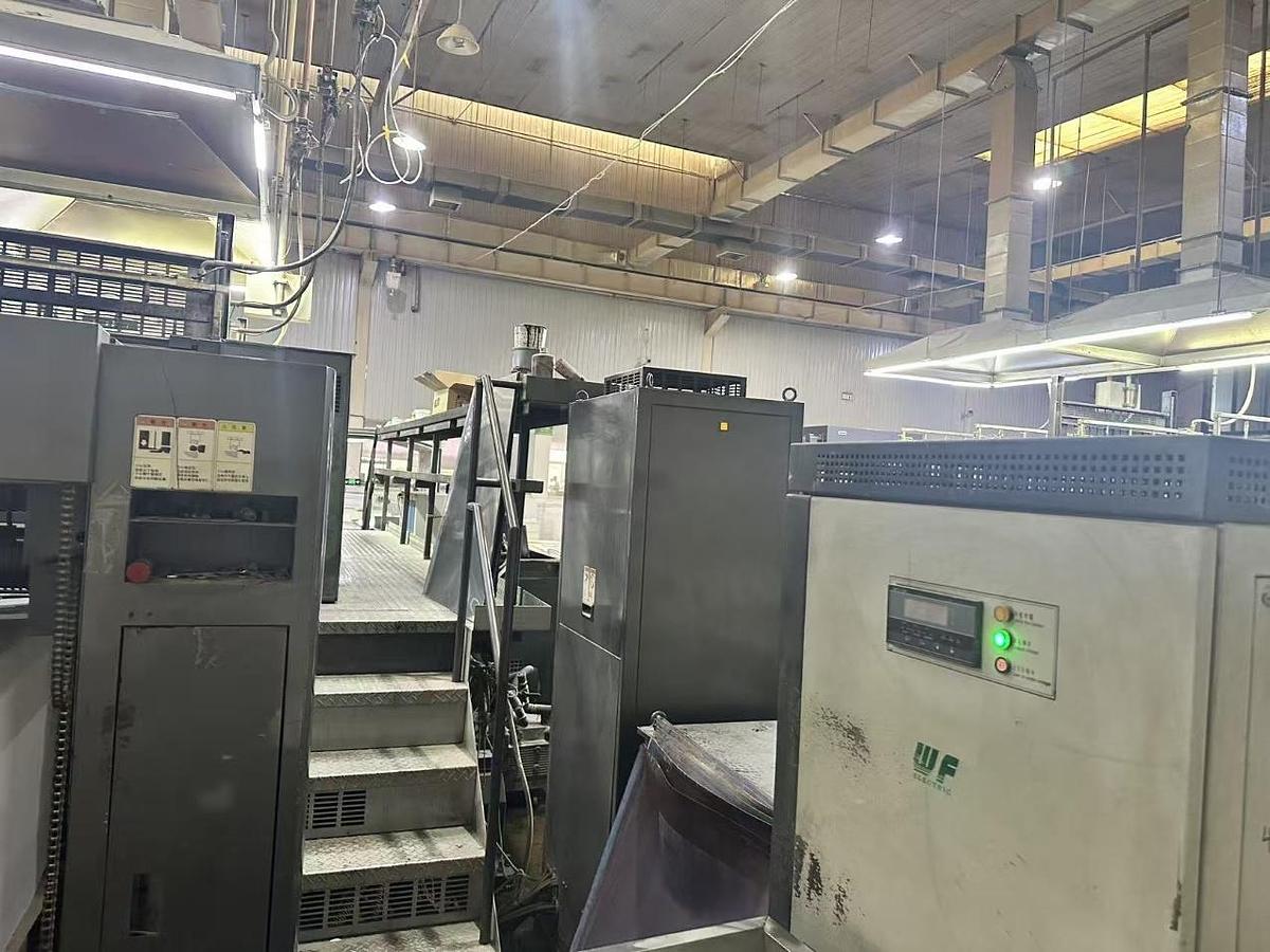 Used 2011 Mustubishi V3000