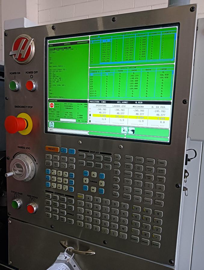 Used 2017 HAAS CNC lathe mod.ST 35 Y