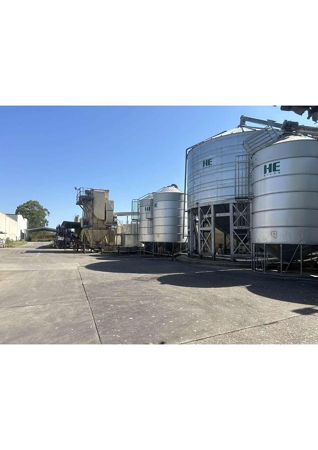 Used Complete dry petfood manufacturing plant