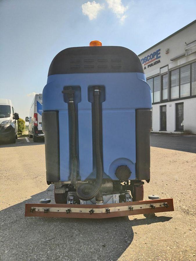 Refurbished 2022 FLOOR SCRUBBER REVISED DULEVO BOOST 300.10