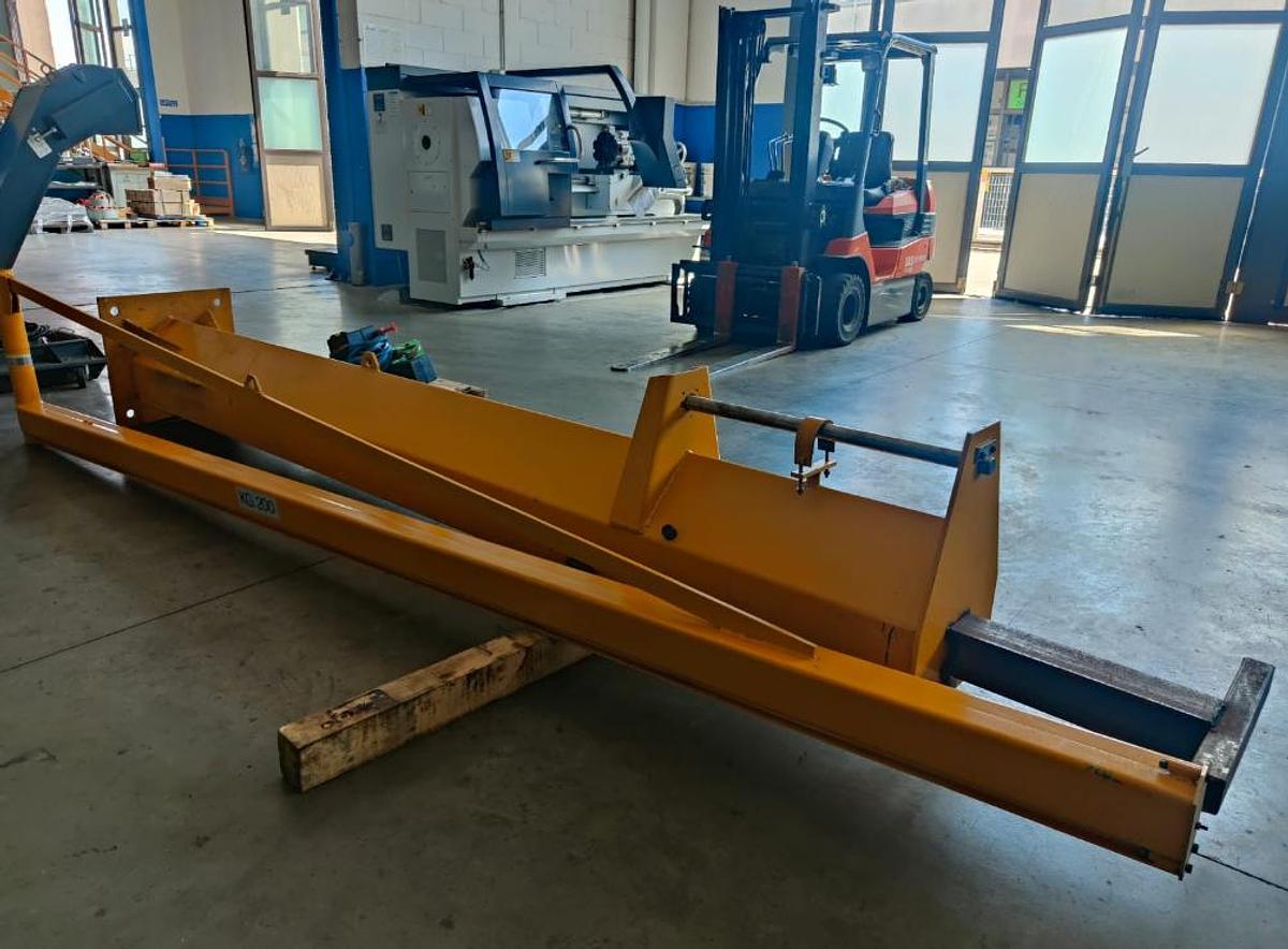 Used 2007 FLAGPOLE MLED CRANE Elephant mod. ELEPHANT