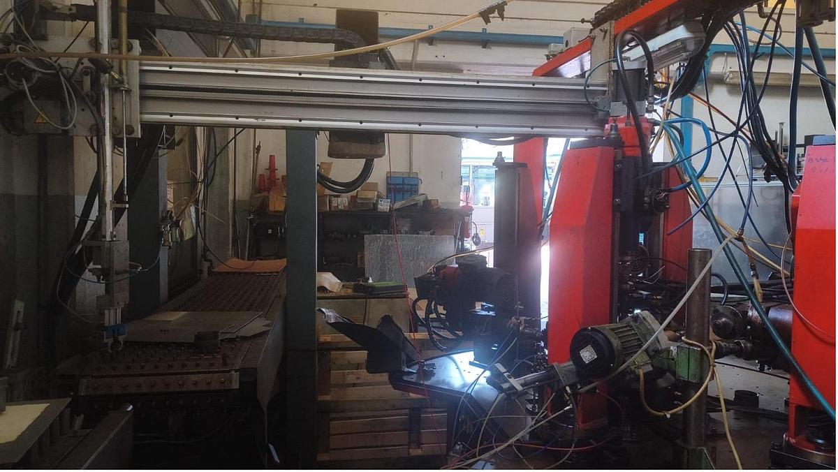 Used Etiesse TR300 Rotary Transfer Machine with 3-Axis Robot