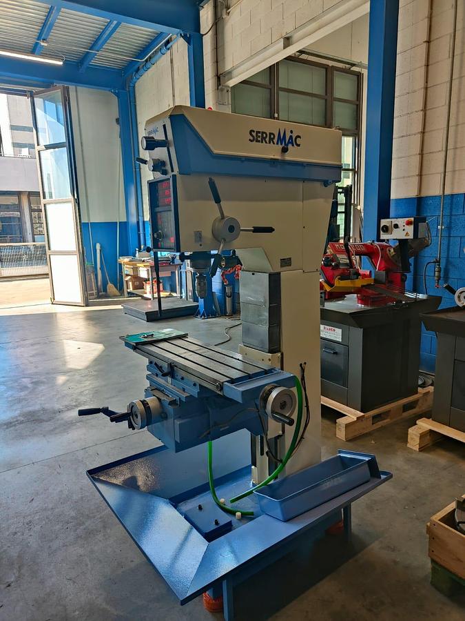 Used 2001 DRILLING-MILLING MACHINE SERRMAC model.TCS 40