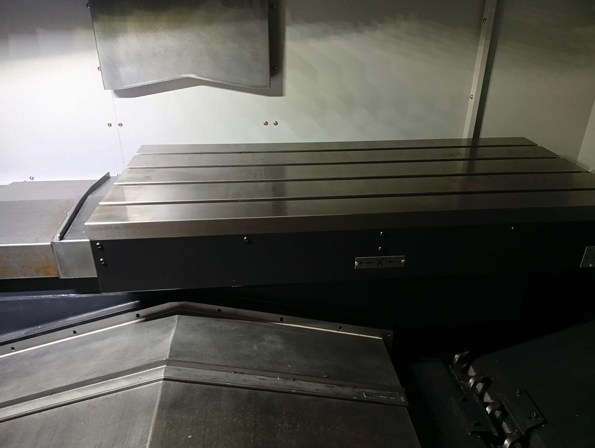 Used 2022 DOOSAN VERTICAL CENTER mod.DNM5700