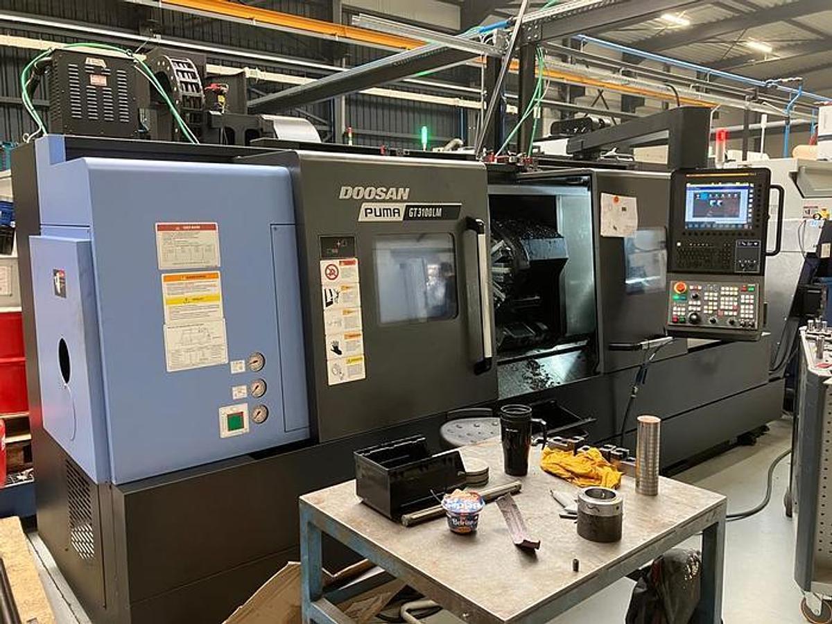 Gebraucht 2015 DOOSAN LATHE mod.PUMA GT 3100 LM