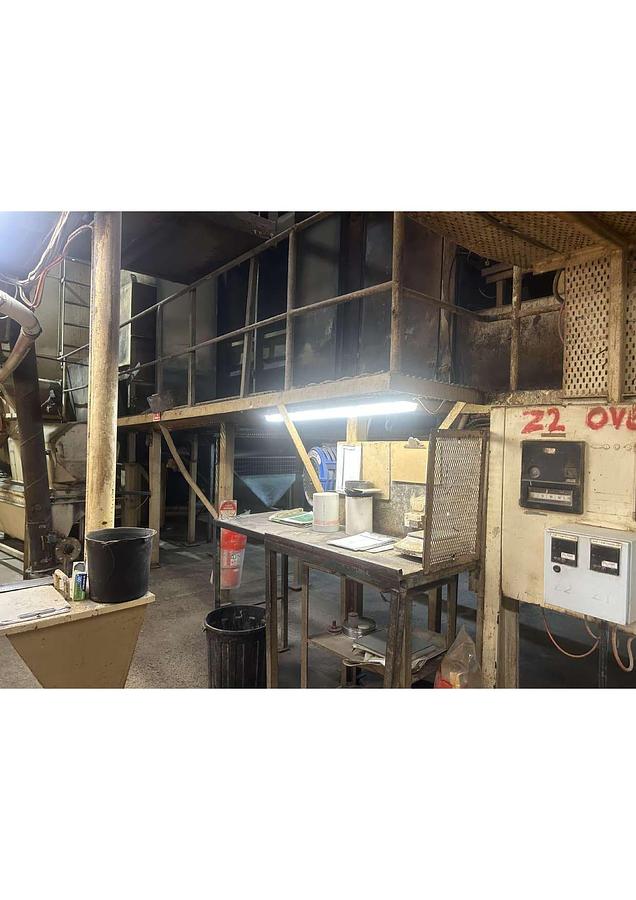 Used Complete dry petfood manufacturing plant